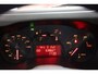 IVECO Daily 40C15V 3.0 BAKWAGEN MET LAADKLEP EN TREKHAAK