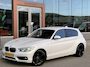 BMW 1-Serie 118i EDE Corporate Lease Essential | Cruise | Navi | LED | 18 Inch |