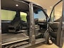 Mercedes-Benz Sprinter L1H1 Rolstoelbus Zelfrijder Rolstoel achter stuur