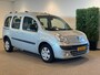 Renault Kangoo Rolstoelauto XXL-Ombouw 150cm binnenhoogte 4+1