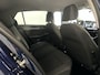 Volkswagen Golf 1.0 TSI 110pk Life Sfeerverlichting Navigatie Camera App-Connect