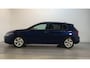 Volkswagen Golf 1.0 TSI 110pk Life Sfeerverlichting Navigatie Camera App-Connect
