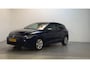 Volkswagen Golf 1.0 TSI 110pk Life Sfeerverlichting Navigatie Camera App-Connect