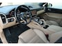 Porsche Cayenne Coupé 3.0 E-Hybrid Pano Carplay Softclose Sportpijpen 18weg PDLS