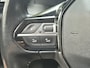 Peugeot e-2008 EV Allure 50 kWh | SOH 88,06% | Navigatie | Apple Carplay | Parkeersensoren + Camera | Cruise Control | Licht metalen velgen