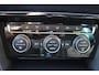 Volkswagen Passat 1.8 TSI Aut. *Business R* | Carplay | Camera | Adaptive Cruise & Climate Control | Stoelverwarming | PDC | Privacy |