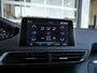 Peugeot 5008 1.2 PureTech Active | Automaat | Trekhaak | 7 zits | Achteruitrijcamera | Parkeersensoren voor | Apple carplay | Climate control | Cruise control |