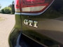 Volkswagen Golf 2.0 GTI Automaat / Schuif-/Kanteldak / DynAudio / Leder / 18" Velgen / Navi / Stoelverwarming / PDC / Cruise / LED