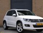 Volkswagen Tiguan 1.4 TSI R-line Pano | Leder | 18” | Trekhaak | 160 PK