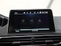 Peugeot 3008 1.2 130PK Première | 2de eigenaar | Navigatie | Camera | LMV | Cruise Control | AppleCarPlay/AndroidAuto | Climate Control | Virt.Cockpit | Keyless | Isofix | Privacy Glass | Parkeersensoren | Trekhaak | Elektrische Achterklep | Historie aanwezig! |