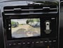 Hyundai Tucson 1.6 T-GDI PHEV Comfort 4WD / Dealer onderhouden / Fabrieksgarantie tot 05-2027 / All season banden / Stuur- & Stoelverwarming / Trekgewicht 1350 kg / Elektrische achterklep / Achteruitrijcamera / Apple Carplay Android Auto /