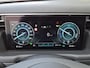 Hyundai Tucson 1.6 T-GDI PHEV Comfort 4WD / Dealer onderhouden / Fabrieksgarantie tot 05-2027 / All season banden / Stuur- & Stoelverwarming / Trekgewicht 1350 kg / Elektrische achterklep / Achteruitrijcamera / Apple Carplay Android Auto /
