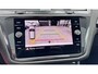 Volkswagen Tiguan 1.5 TSI R-Line Business+ DSG Panoramadak | HUD | Navi
