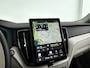 Volvo XC60 T8 Plug-in hybrid AWD Ultra Dark | Panoramadak | 360° camera | Luchtvering | Harman Kardon | Head-up display | Stoel- en stuurverwarming