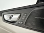Volvo XC60 T8 Plug-in hybrid AWD Ultra Dark | Panoramadak | 360° camera | Luchtvering | Harman Kardon | Head-up display | Stoel- en stuurverwarming