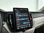 Volvo XC60 T8 Plug-in hybrid AWD Ultra Dark | Panoramadak | 360° camera | Luchtvering | Harman Kardon | Head-up display | Stoel- en stuurverwarming