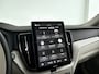 Volvo XC60 T8 Plug-in hybrid AWD Ultra Dark | Panoramadak | 360° camera | Luchtvering | Harman Kardon | Head-up display | Stoel- en stuurverwarming