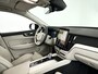 Volvo XC60 T8 Plug-in hybrid AWD Ultra Dark | Panoramadak | 360° camera | Luchtvering | Harman Kardon | Head-up display | Stoel- en stuurverwarming