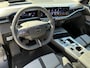 Opel Grandland Electric Business Edition 73 kWh | 8 Jaar Garantie | Climate control | Navigatie | Elektrisch glazen panorama-dak | Camera | LED Verlichting | AGR | Winterpakket | Parkpilot | lichtmetalen velgen 5-spaaks 19"