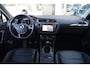 Volkswagen Tiguan 1.4 TSI Connected Series R-line 126pk Dynaudio/Trekhaak/Navigatie