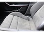 Porsche Taycan Sport Turismo GTS 93 kWh - Rode stiksel / gordels - Lederen Dashbord - Sport Chrono - Passenger display - Carbon stuur inleg - Luxe zelf dimmend glazen dak - Alcantara hemel - 21 inch - VOLLE UITVOERING - Bose - Adaptieve cruise - extra getint glas - Dealer onderhouden