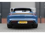 Porsche Taycan Sport Turismo GTS 93 kWh - Rode stiksel / gordels - Lederen Dashbord - Sport Chrono - Passenger display - Carbon stuur inleg - Luxe zelf dimmend glazen dak - Alcantara hemel - 21 inch - VOLLE UITVOERING - Bose - Adaptieve cruise - extra getint glas - Dealer onderhouden
