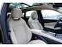 Lynk & Co 08 345PK More | 200km Hybride | Stoelmassage, Verwarming en Ventilatie | Panoramadak | Matrix LED | Harman Kardon | 360° Camera | Getint glas | Bestuurdersstoel met geheugen | Sfeerverlichting | Apple Carplay, Dodehoekassistent | Adaptive Cruise Contol