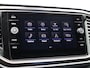 Volkswagen T-Roc 1.0 TSI Style | verwarmde spiegels | climate control | achteruitrijcamera | adaptieve cruise control |