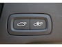 Volvo XC60 2.0 T6 Plug-in hybrid AWD Ultra Dark | Pano | Luchtvering | Trekhaak |