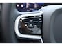 Volvo XC60 2.0 T6 Plug-in hybrid AWD Ultra Dark | Pano | Luchtvering | Trekhaak |