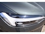 Volvo XC60 2.0 T6 Plug-in hybrid AWD Ultra Dark | Pano | Luchtvering | Trekhaak |