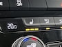 Volkswagen T-Roc 1.5 TSI Style | 150 PK | Autromaat | Apple Carplay / Android Auto | Trekhaak | Parkeersensoren | Adaptief Cruise Control | Stoelverwarming |