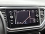 Volkswagen T-Roc 1.5 TSI Style | 150 PK | Autromaat | Apple Carplay / Android Auto | Trekhaak | Parkeersensoren | Adaptief Cruise Control | Stoelverwarming |