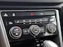 Volkswagen T-Roc 1.5 TSI Style | 150 PK | Autromaat | Apple Carplay / Android Auto | Trekhaak | Parkeersensoren | Adaptief Cruise Control | Stoelverwarming |