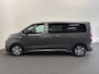 Toyota ProAce Electric L2 Extra Range Luxury 75 kWh 8p Personen bus Panorama dak Lederen bekleding Voorstoelen Climate Control Apple Carplay Android Auto Parkeer sensoren Cruise Control Bumpers in kleur