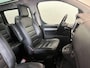 Toyota ProAce Electric L2 Extra Range Luxury 75 kWh 8p Personen bus Panorama dak Lederen bekleding Voorstoelen Climate Control Apple Carplay Android Auto Parkeer sensoren Cruise Control Bumpers in kleur