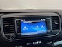 Toyota ProAce Electric L2 Extra Range Luxury 75 kWh 8p Personen bus Panorama dak Lederen bekleding Voorstoelen Climate Control Apple Carplay Android Auto Parkeer sensoren Cruise Control Bumpers in kleur