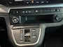 Toyota ProAce Electric L2 Extra Range Luxury 75 kWh 8p Personen bus Panorama dak Lederen bekleding Voorstoelen Climate Control Apple Carplay Android Auto Parkeer sensoren Cruise Control Bumpers in kleur