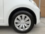 Volkswagen e-Up! 37 kWh | Climate control | Cruise control | Rijbaan assistent | Dimlichten automatisch | Parkeersensoren achter | Achteruitrijcamera | Regensensor