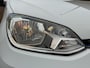 Volkswagen e-Up! 37 kWh | Climate control | Cruise control | Rijbaan assistent | Dimlichten automatisch | Parkeersensoren achter | Achteruitrijcamera | Regensensor