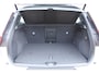 Volvo XC40 B4 Automaat Plus Dark | Premium audio by Harman en Kardon| Semi Electrische trekhaak|19 Inch Lichtmetalen velgen| Adaptieve Cruise Control| Blind Spot| Electrisch bedienbare voorstoelen| Electrisch bedienbare achterklep.