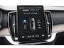 Volvo XC90 T8 455PK Automaat Plug-in hybrid AWD Ultra Bright Luchtvering / Trekhaak / Panoramadak / Google services / Elektrisch bedienbare voorstoelen met geheugen / Stoelverwarming voor en achter
