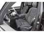 Volvo XC90 T8 455PK Automaat Plug-in hybrid AWD Ultra Bright Luchtvering / Trekhaak / Panoramadak / Google services / Elektrisch bedienbare voorstoelen met geheugen / Stoelverwarming voor en achter