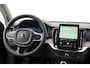 Volvo XC90 T8 455PK Automaat Plug-in hybrid AWD Ultra Bright Luchtvering / Trekhaak / Panoramadak / Google services / Elektrisch bedienbare voorstoelen met geheugen / Stoelverwarming voor en achter