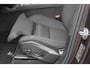 Volvo XC90 T8 455PK Automaat Plug-in hybrid AWD Ultra Bright Luchtvering / Trekhaak / Panoramadak / Google services / Elektrisch bedienbare voorstoelen met geheugen / Stoelverwarming voor en achter