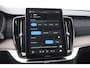 Volvo XC90 T8 455PK Automaat Plug-in hybrid AWD Ultra Bright Luchtvering / Trekhaak / Panoramadak / Google services / Elektrisch bedienbare voorstoelen met geheugen / Stoelverwarming voor en achter