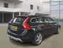 Volvo V60 1.6 T3 Momentum Airco Cruise Navi PDC Trekhaak