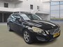 Volvo V60 1.6 T3 Momentum Airco Cruise Navi PDC Trekhaak