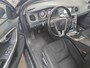 Volvo V60 1.6 T3 Momentum Airco Cruise Navi PDC Trekhaak