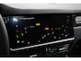 Porsche Cayenne Coupé 3.0 E-Hybrid 462pk Platinum Edition Luchtvering Leder Panoramadak Camera Navigatie Elektrisch bedienbare achterklep Apple Carplay/ Android Auto Sfeerverlichting Cruise control